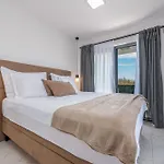 Merci Zadarvillas וילה