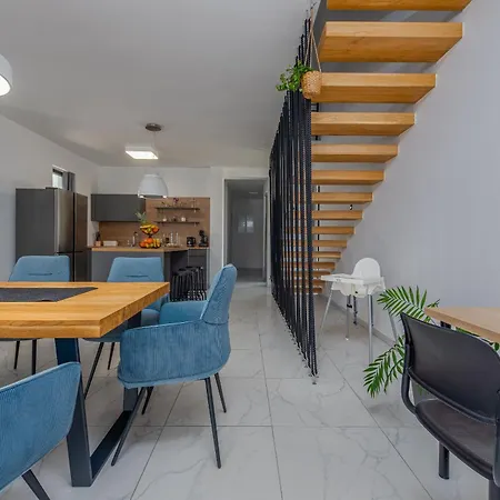 Willa Merci Zadarvillas *